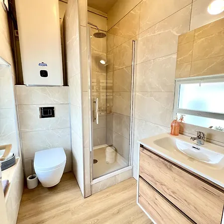 Remblai 1 Sortie Direct 아파트